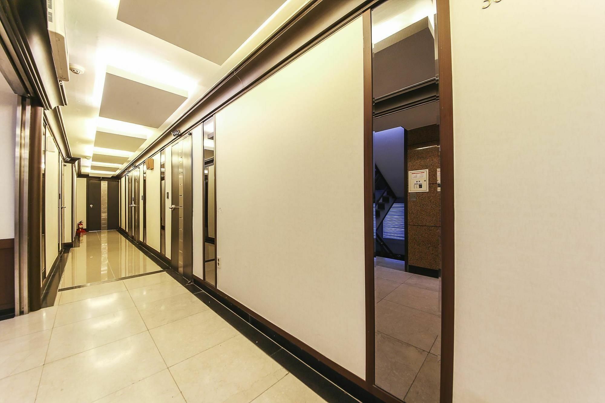 Haeundae Aone Hotel Busan Esterno foto