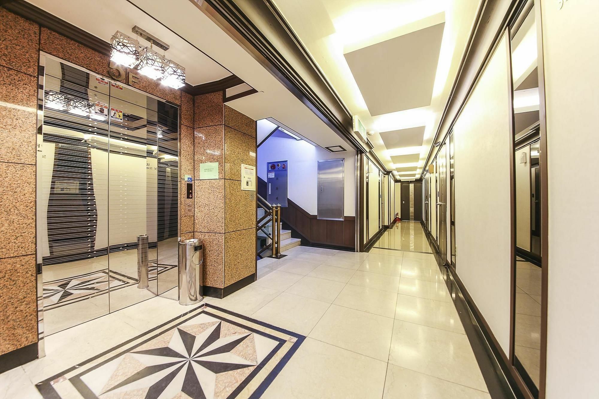 Haeundae Aone Hotel Busan Esterno foto